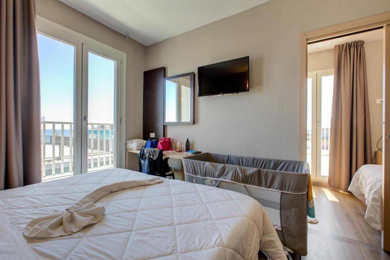Hotel Aiglon Rimini Ngoại thất bức ảnh
