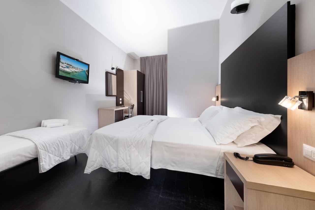 Hotel Aiglon Rimini Ngoại thất bức ảnh