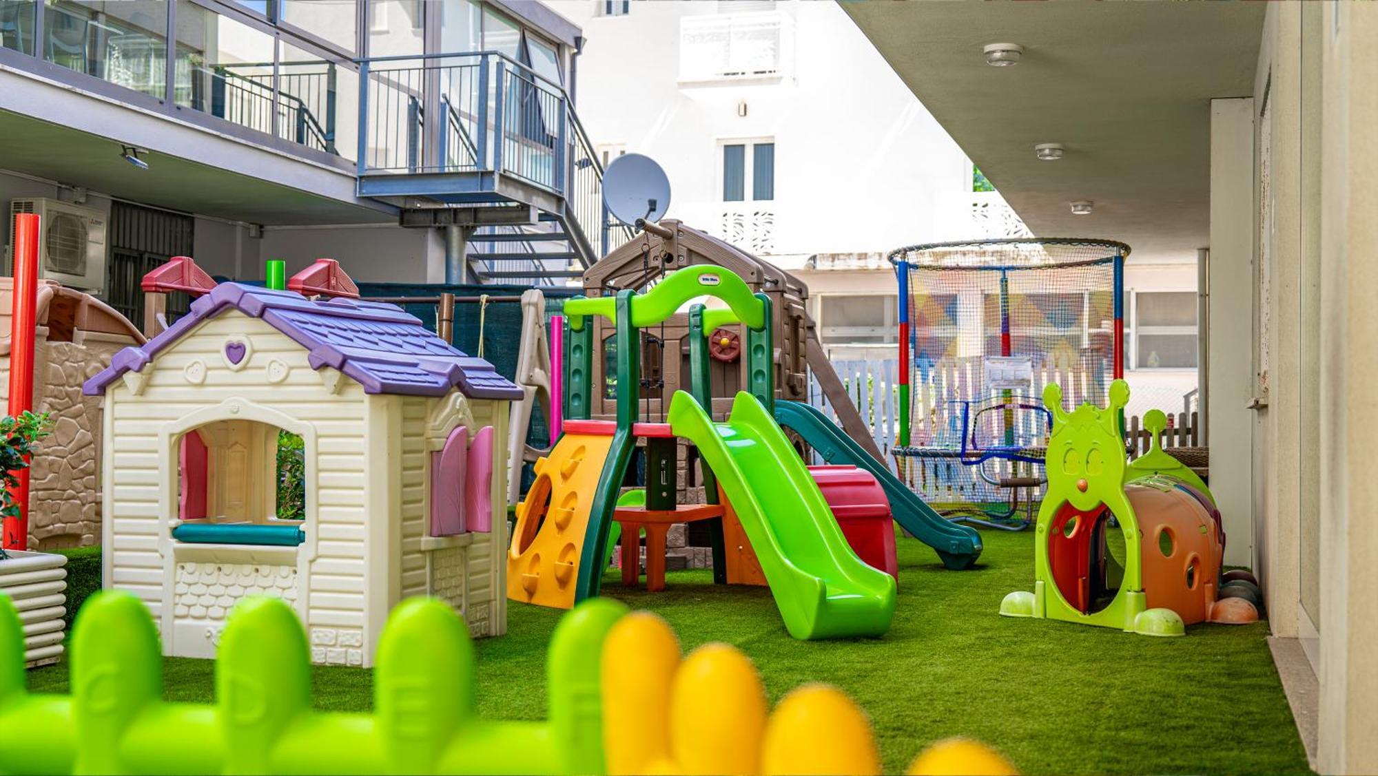 Hotel Aiglon Rimini Ngoại thất bức ảnh